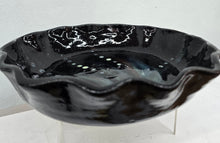 Load image into Gallery viewer, Handmade Pottery Pie Plate / Serving Dish