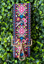 Load image into Gallery viewer, Patterned Adjustable Guitar Strap