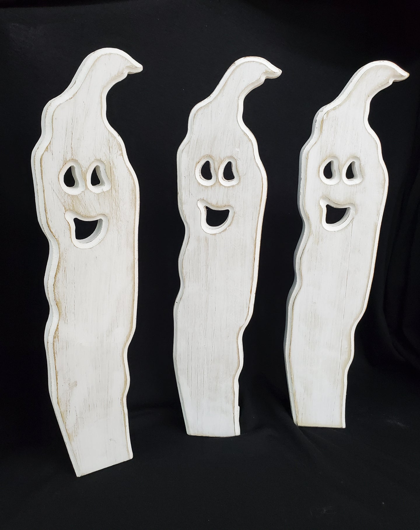 Skinny Ghost Wood Decorations