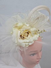 Load image into Gallery viewer, Cream Floral Fascinator