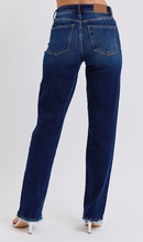 Load image into Gallery viewer, Judy Blue Mid Rise Straight Leg with Fray Hem Jeans