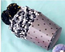 Load image into Gallery viewer, Cupcake - Fuzzy Socks