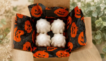Load image into Gallery viewer, Ghost Soy Wax Melts - Choose Scent