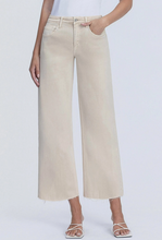 Load image into Gallery viewer, High Rise Crop Wide Leg Jeans