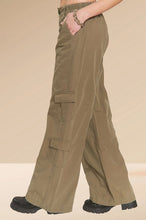 Load image into Gallery viewer, Low Rise Casual Cargo Pants