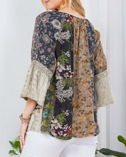 Load image into Gallery viewer, Peasant Top with Embroidery