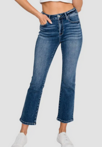 Petite - High Rise Straight Blue Jeans