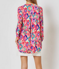 Load image into Gallery viewer, Hot Pink Diamond Print Wrinkle Free Top - Plus Sizes Included!