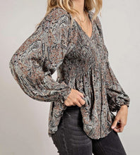 Load image into Gallery viewer, Paisley Tiered Woven Top