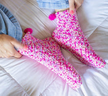 Load image into Gallery viewer, Cupcake - Fuzzy Socks