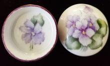Load image into Gallery viewer, Hand-Painted Little Porcelain Boxes