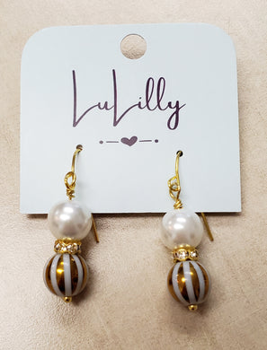 Pearl Drop Earrings by LuLilly