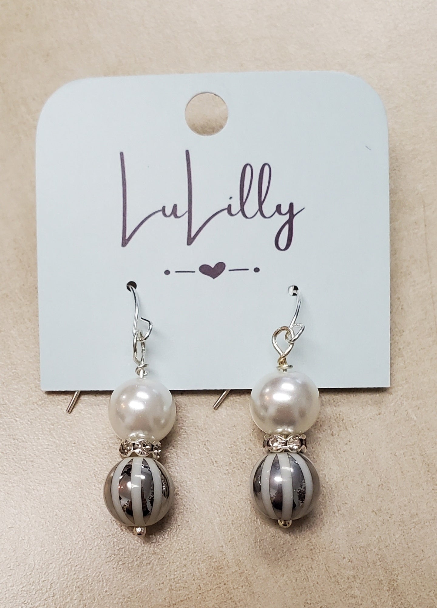 Pearl Drop Earrings by LuLilly