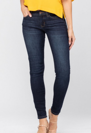 Judy Blue Non-Distressed Mid Rise Skinny Blue Jeans